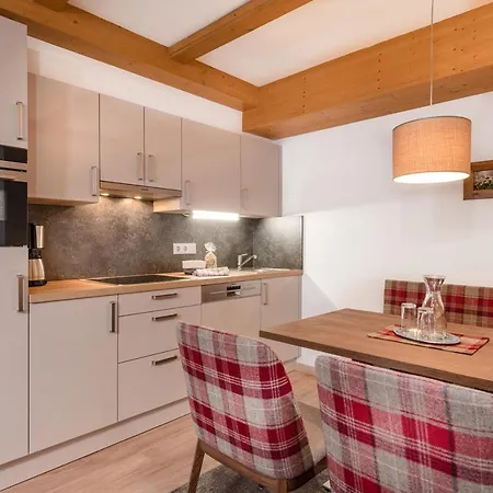 Appartement & Garni Alpenrose