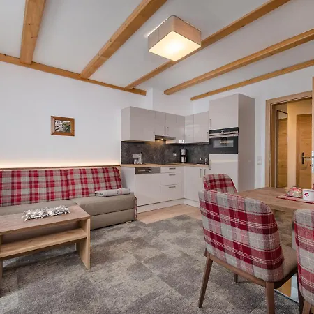 & Garni Alpenrose Appartement *
