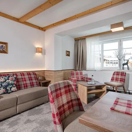 & Garni Alpenrose Appartement Obertauern
