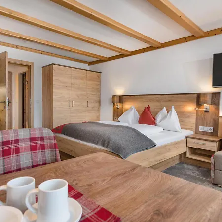 Appartement & Garni Alpenrose *